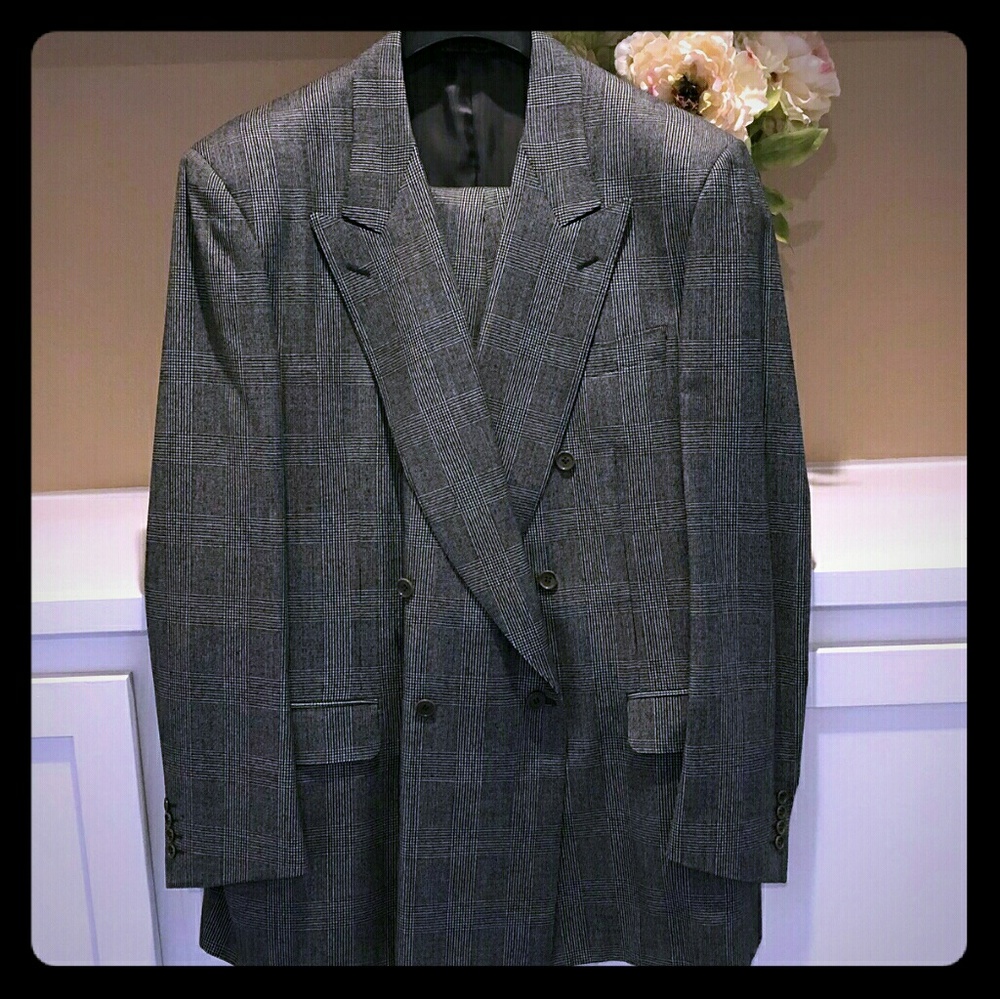 A classic! Italian Suit, double breasted